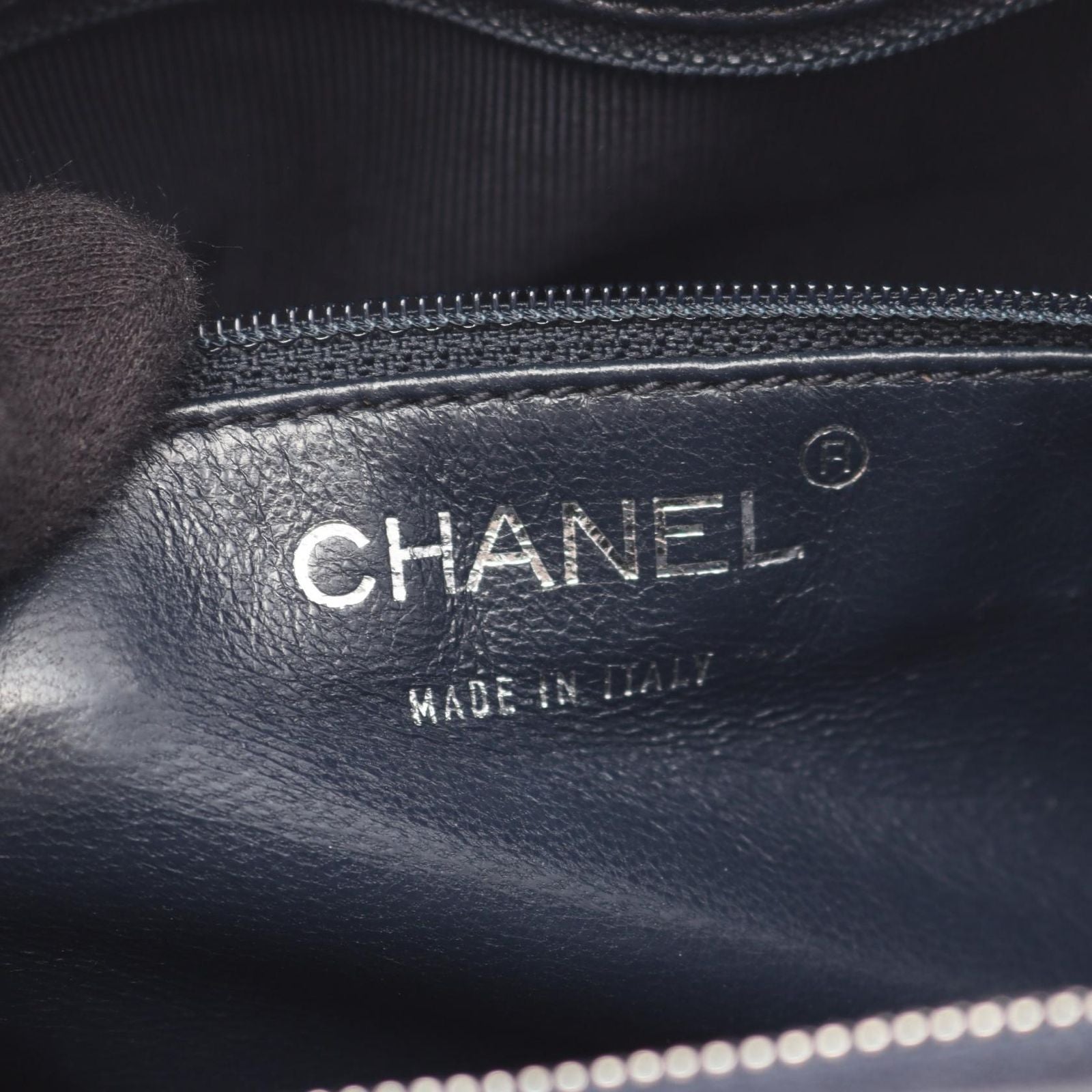 Chanel Shoulder Bag Choco Bar Wild Stitch Navy Leather Chain — view 4