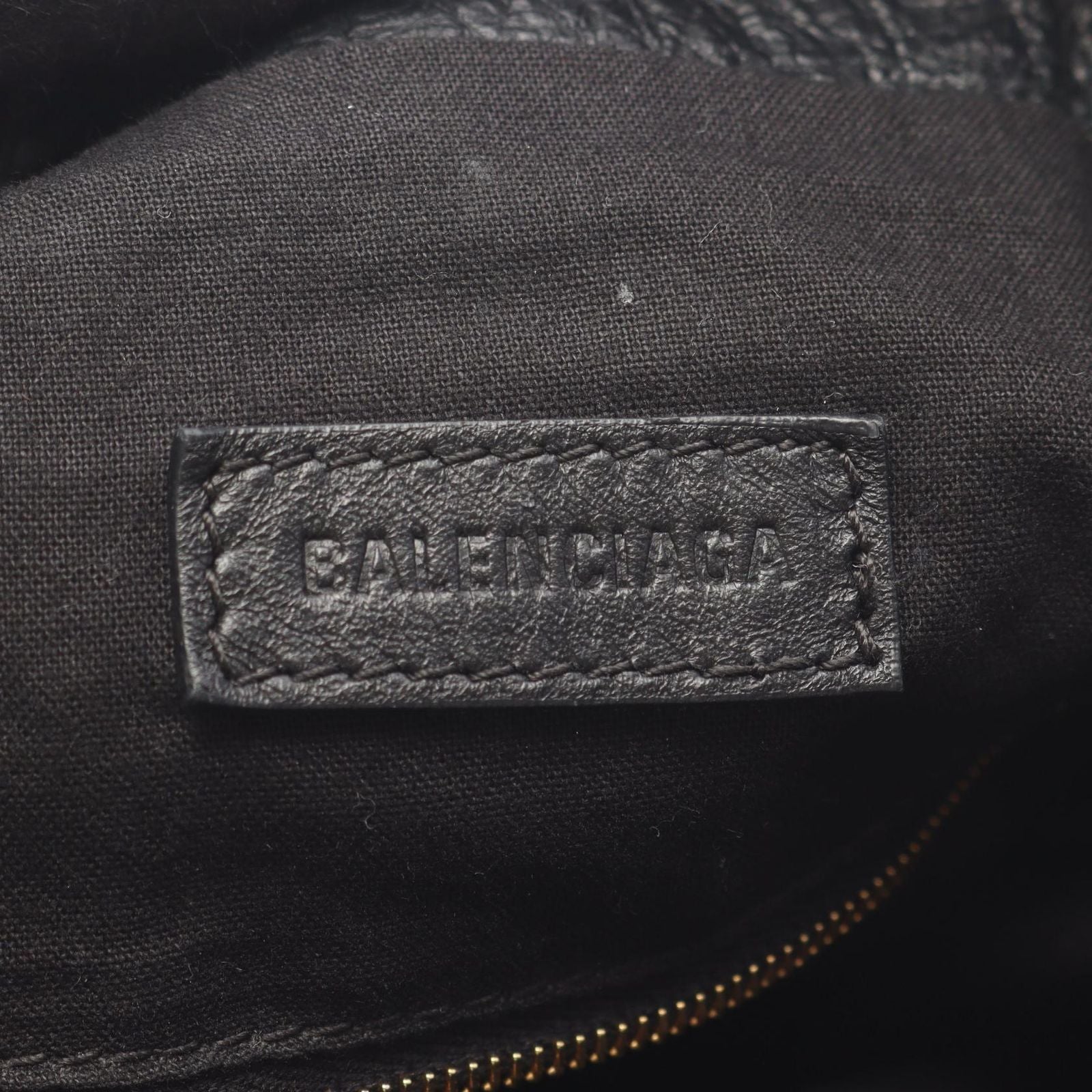 Balenciaga Tote Crush with Veneer Charm Black Leather Chain Shoulder — view 4