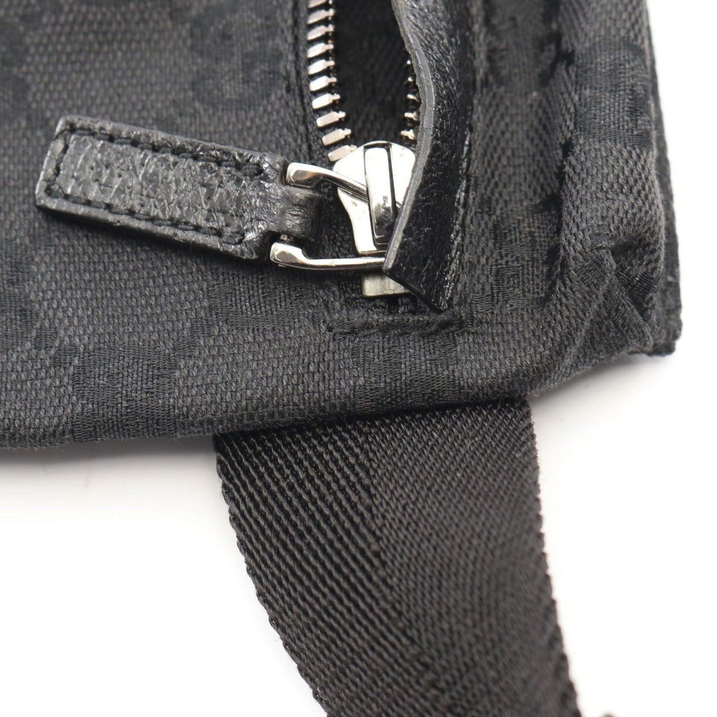 Gucci Waist Bag GG Canvas Black — view 6