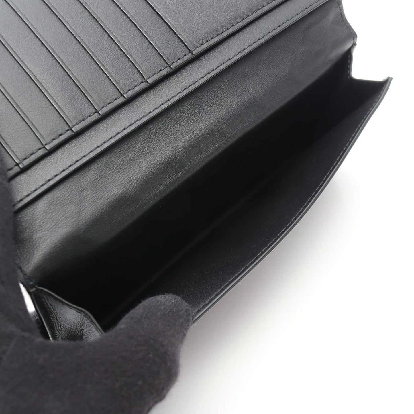 Bottega Veneta Billfold Intrecciato Black Leather Long Wallet — view 4