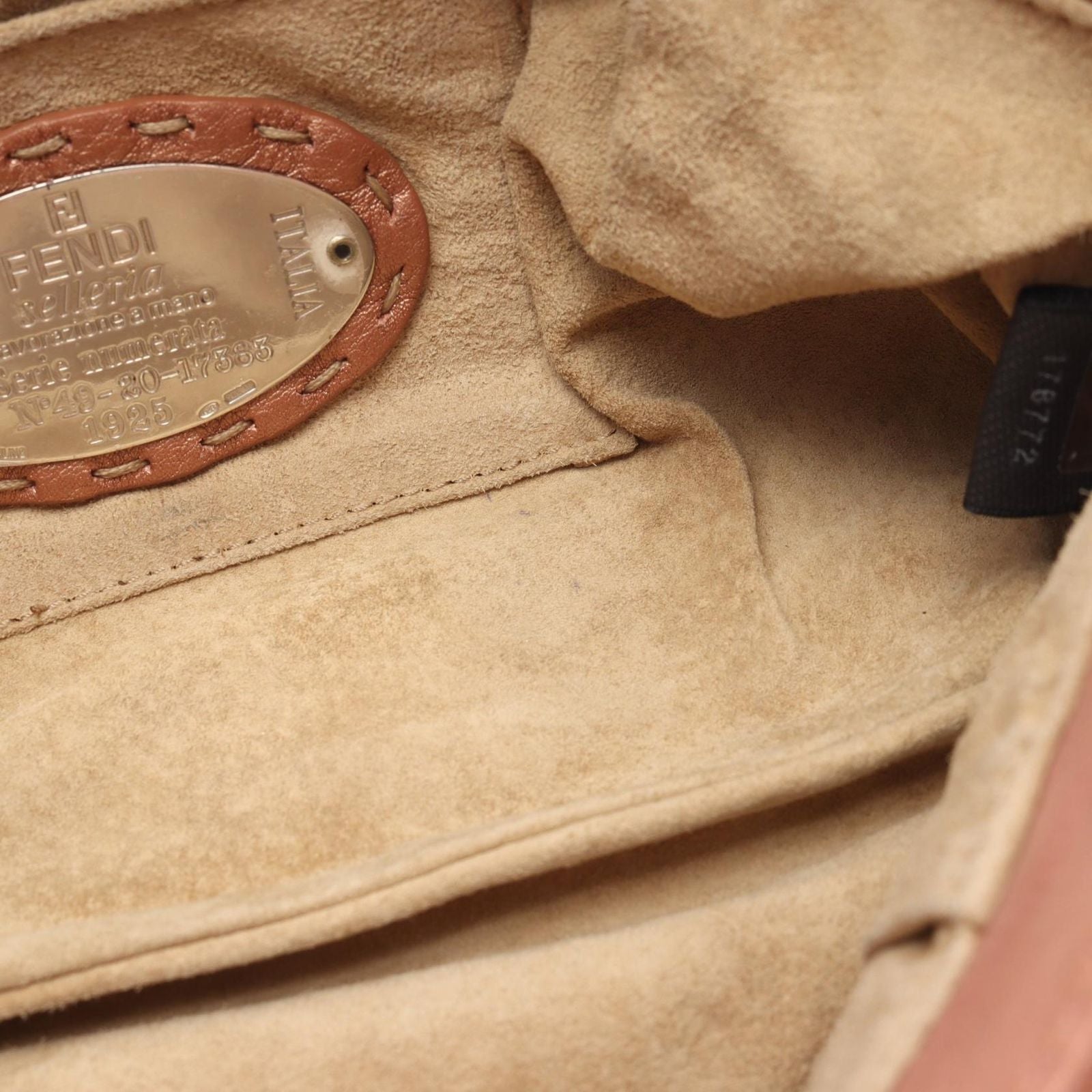 Fendi Handbagage Selleria Pink Beige Leather Shoulder Handbag — view 6
