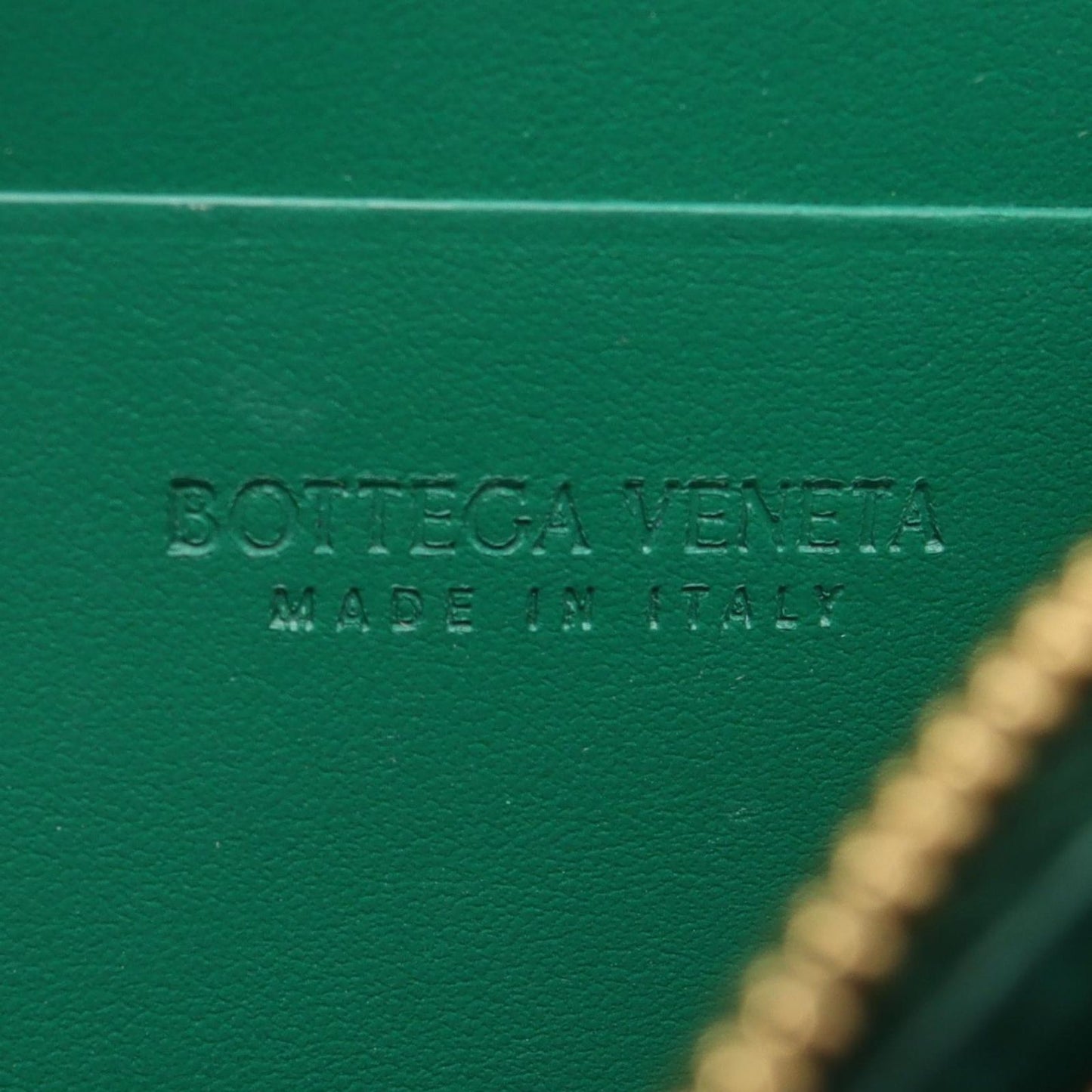 Bottega Veneta Bifold Wallet Cassette Maxi Intrecciato Green Leather — view 4