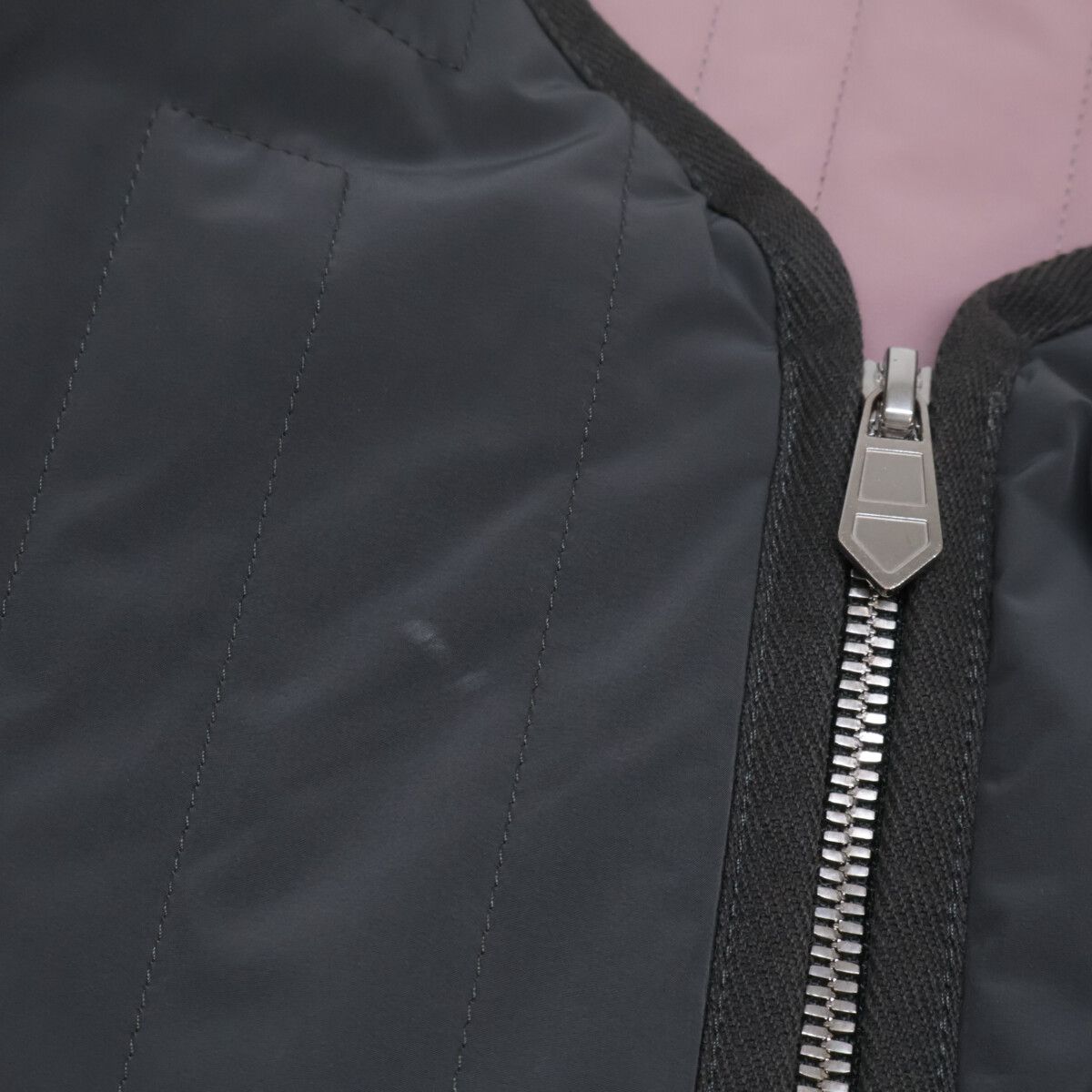 Hermes Nylon Motif W-zip Quilted 46 Shoulder Bag — view 9