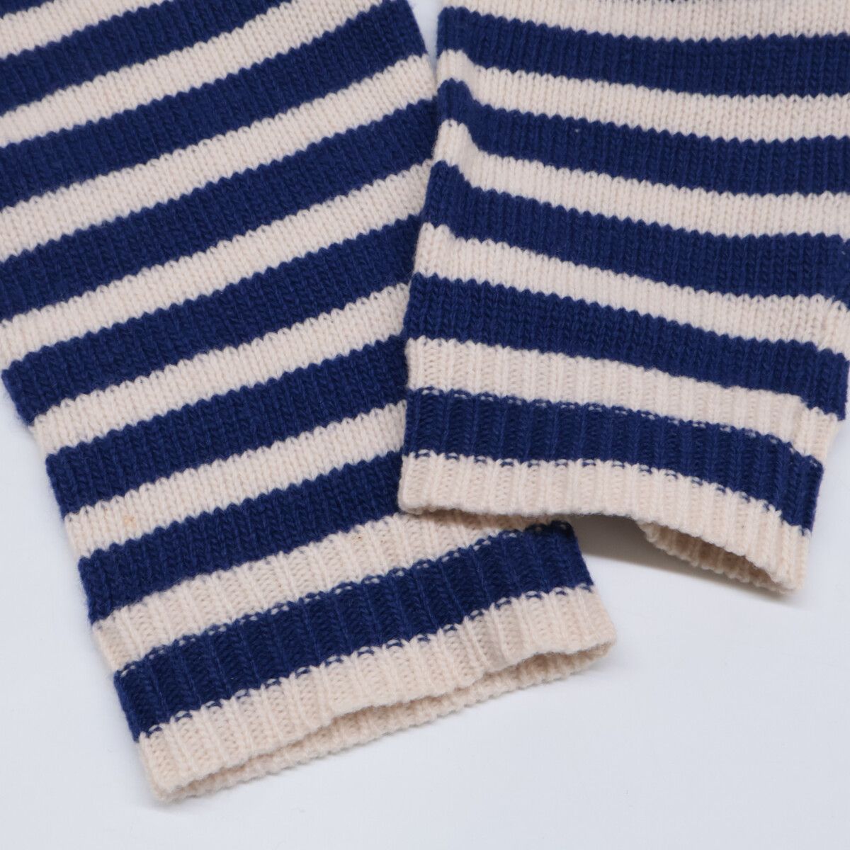 Gucci Tiger Embroidery Border Knit XS Sweater — view 6