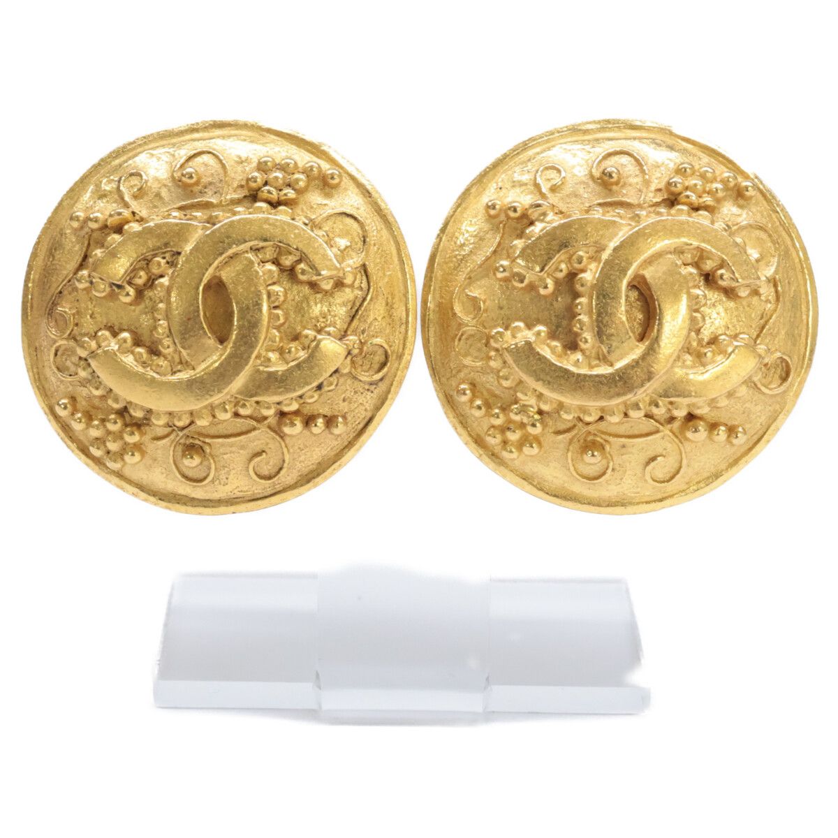 Chanel CC Logo Round Earring