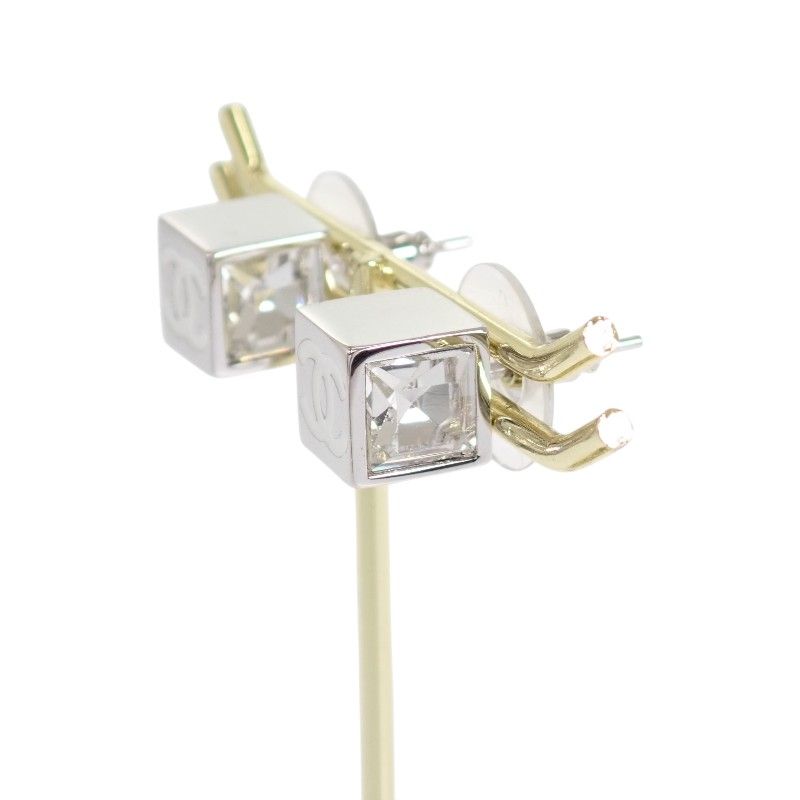 Chanel CC Cube Square Earrings Both Ears Stud Metal Crystal Clear Strass Silver — view 3