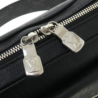 Louis Vuitton Taiga Llama Outdoor Messenger PM — view 6