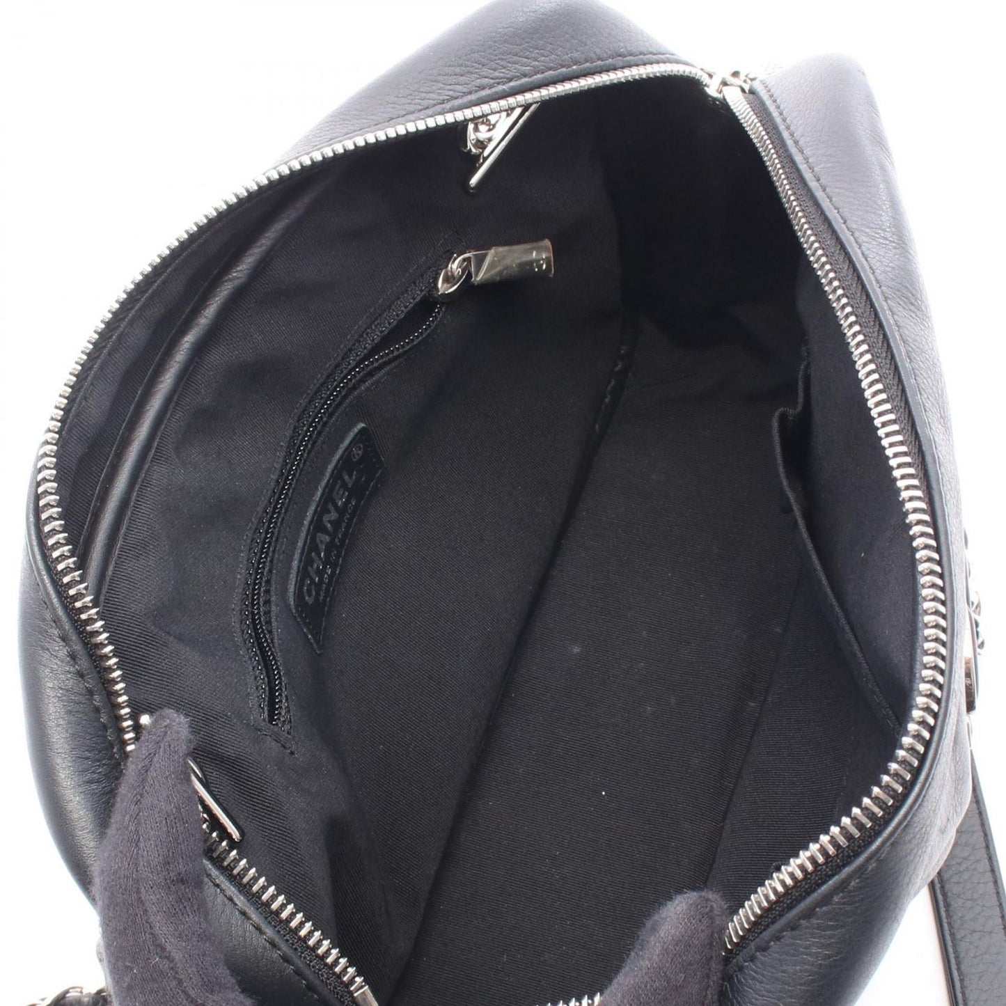Chanel Shoulder Bag Blanc Stitch Tassel Black Lambskin Quilted Fringe Chain — view 3