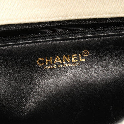 Chanel Shoulder Bag East Waist Micro Quilted Off White Black Patent Leather — view 4