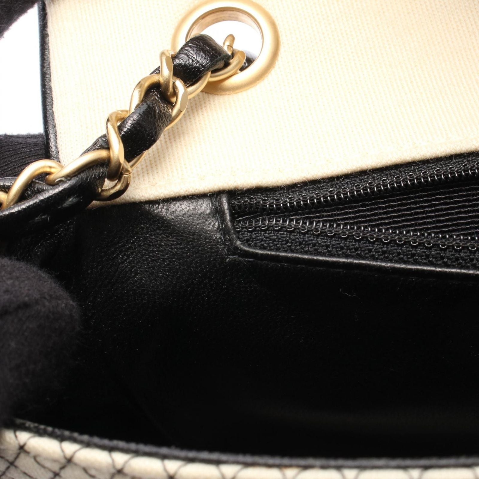 Chanel Shoulder Bag East Waist Micro Quilted Off White Black Patent Leather — view 7