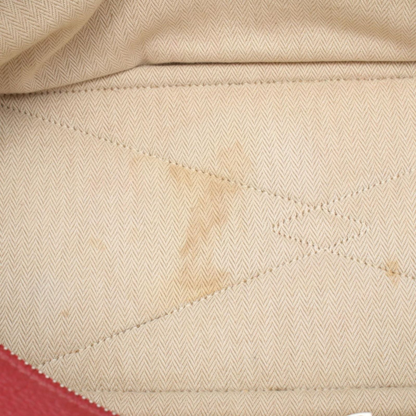 Hermes Handbag Victoria 35 Ruby Leather — view 6
