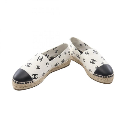 Chanel CC Logo Espadrille Slip on White Leather — view 3