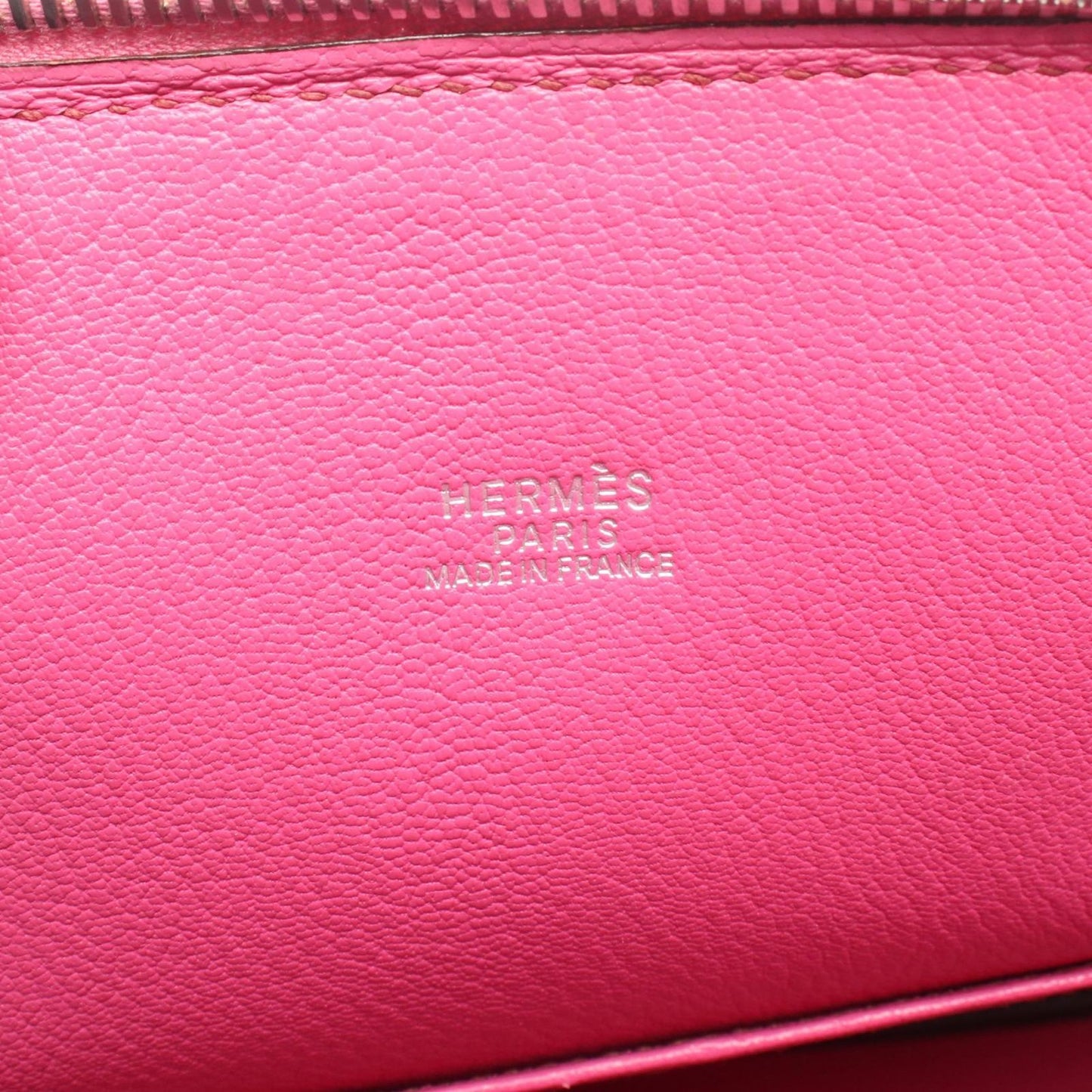 Hermes Handbag Bolide 30 Fuchsia Pink — view 4