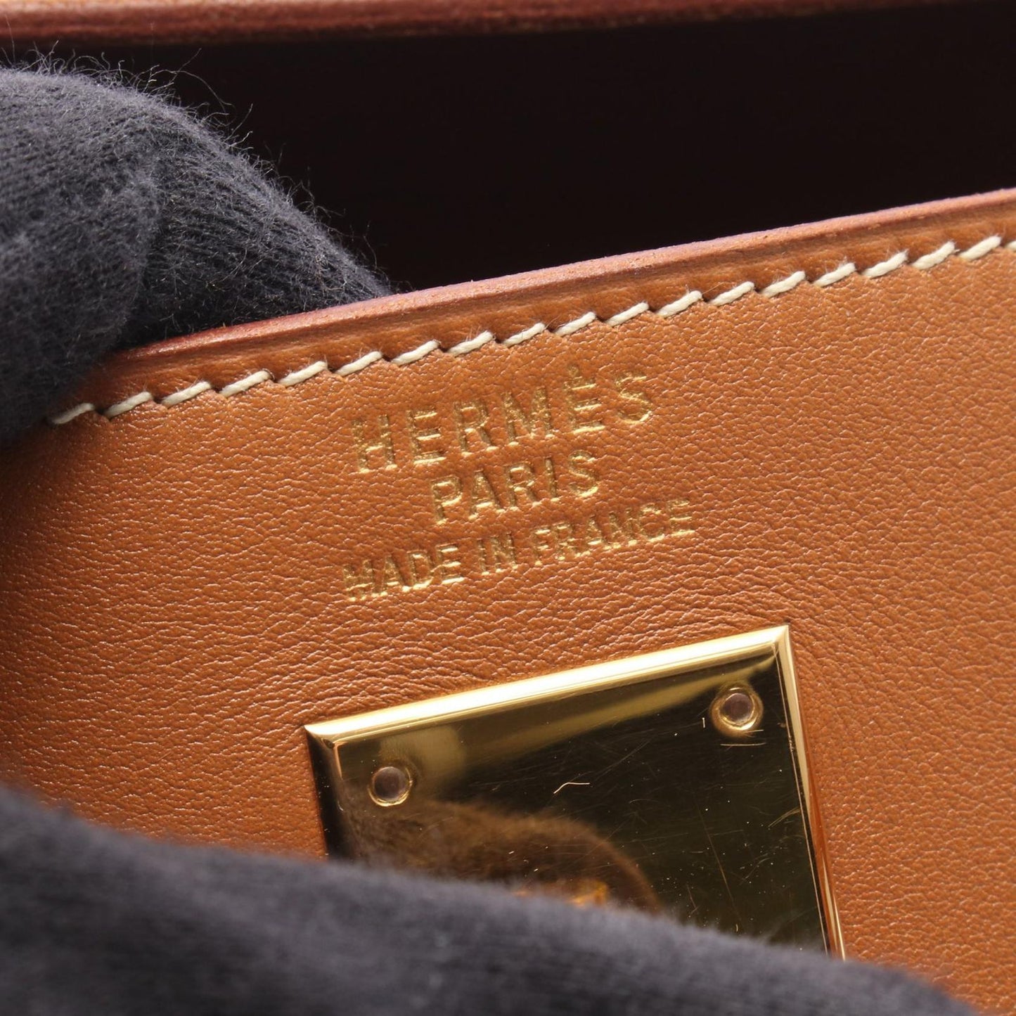 Hermes Handbag Kelly 35 Gold Retourne 2-Way — view 4
