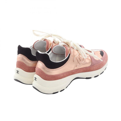 Chanel Sneakers CC Logo Leather Suede — view 2
