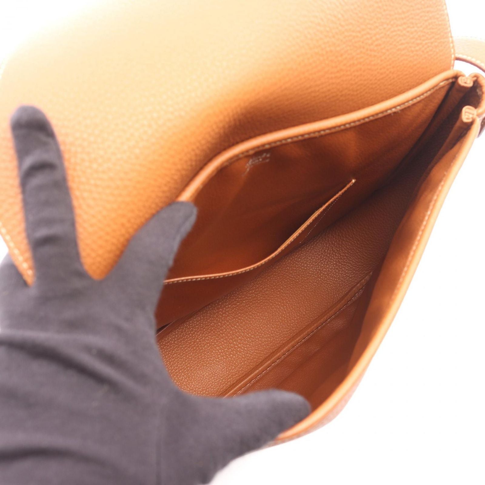 Hermes Shoulder Bag Christine Gold — view 3