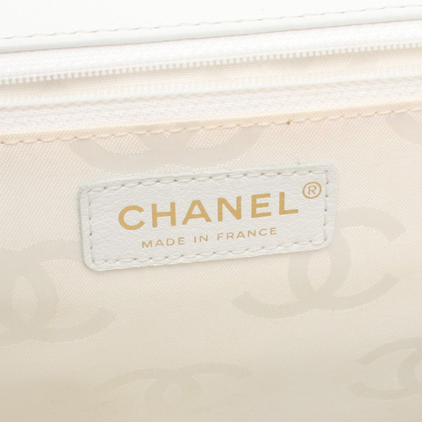 Chanel Handbag Wild Stitch Top Handle White Leather Bag — view 4