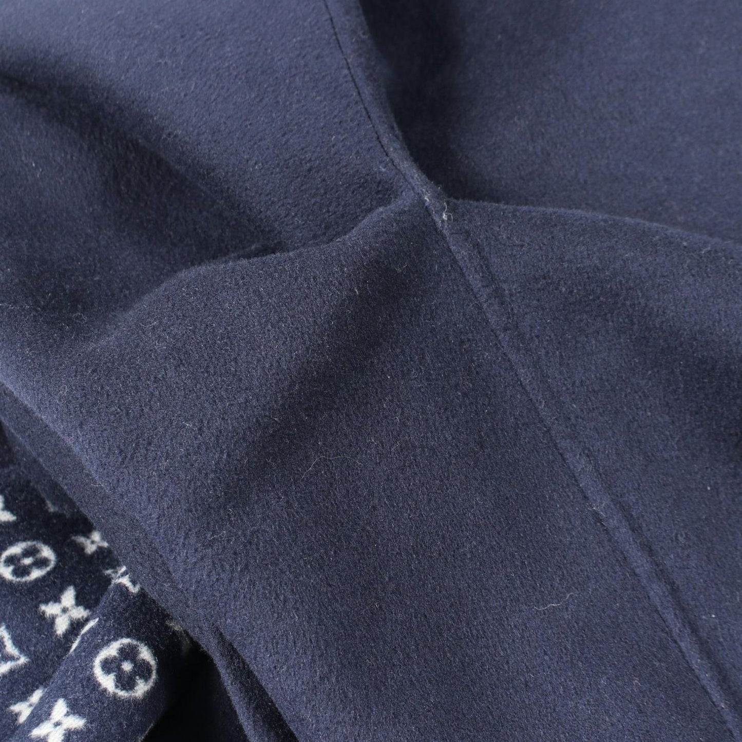 Louis Vuitton Double Face Drape Front Coat Qwe Wool — view 9