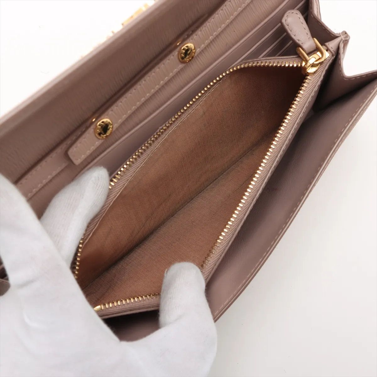 Prada Che Shoulder Wallet Leather Crossbody — view 8