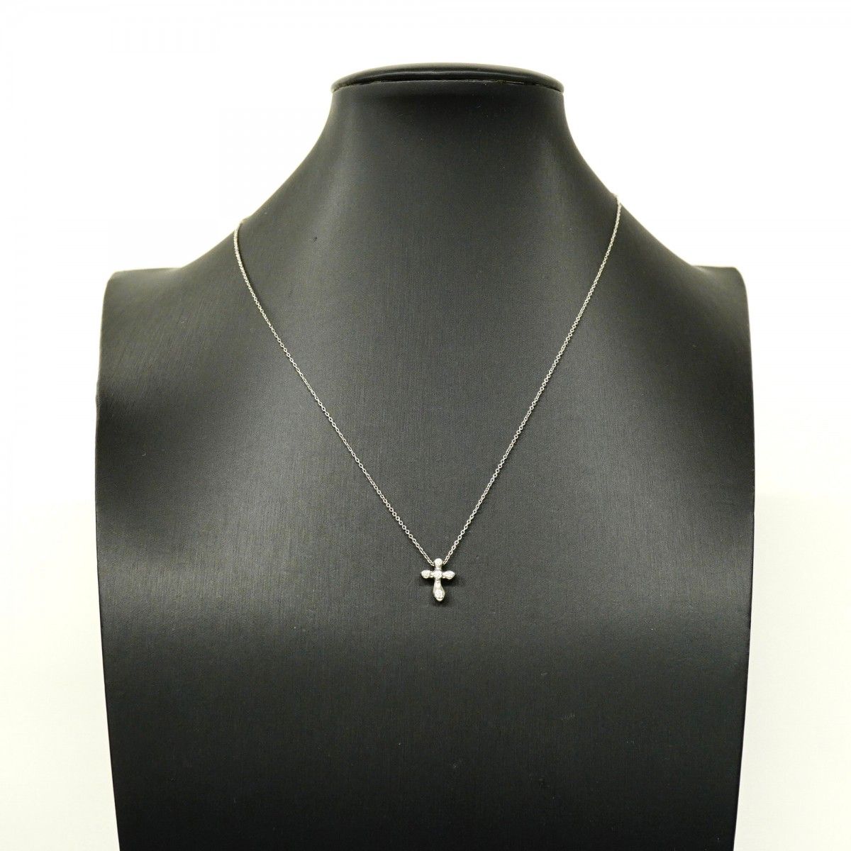 Tiffany & Co Necklace Small Cross Platinum Diamond — view 6