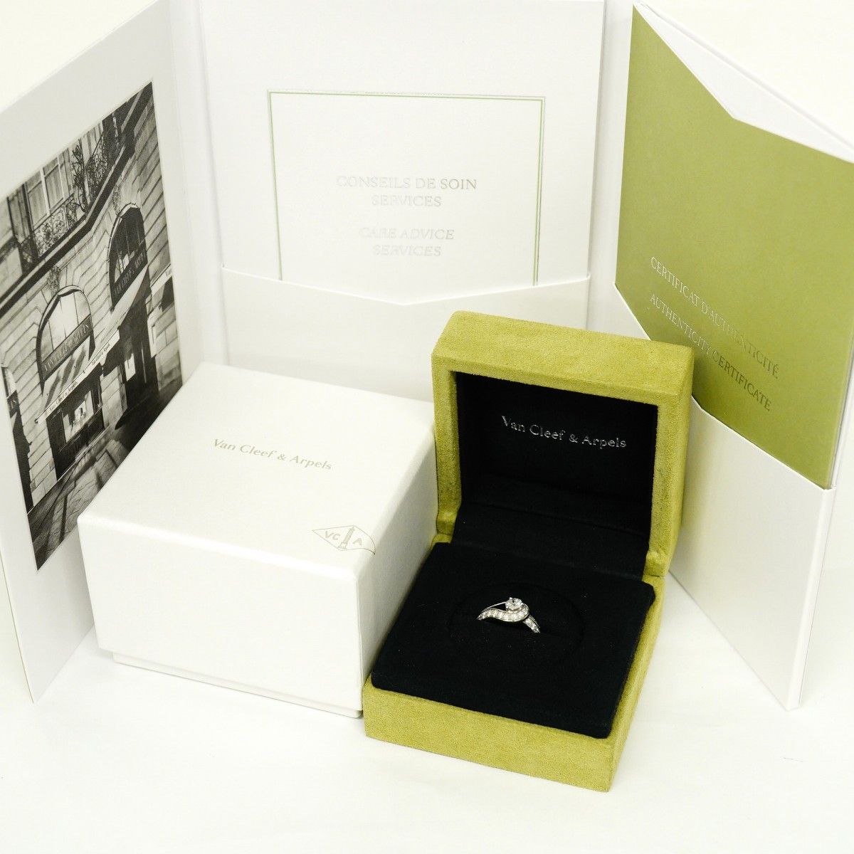Van Cleef & Arpels Ring Couture Platinum Diamond — view 8