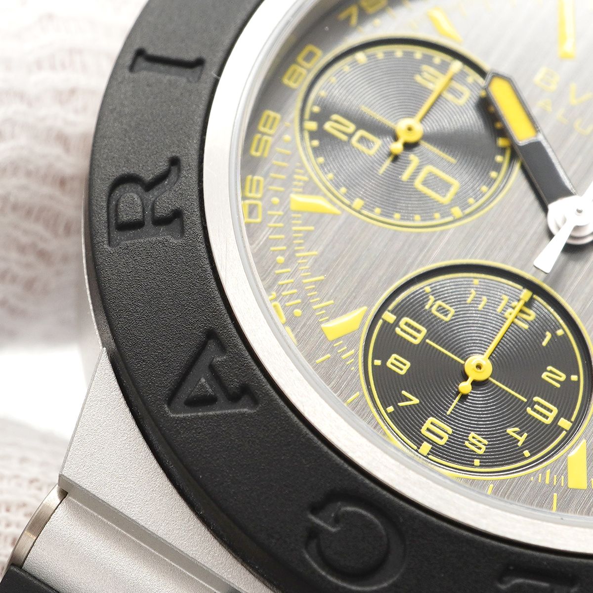 Bvlgari Aluminum Granz Lismo Gray Dial Watch — view 6