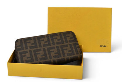 Fendi Wallet Zucca Pattern Brown — view 9