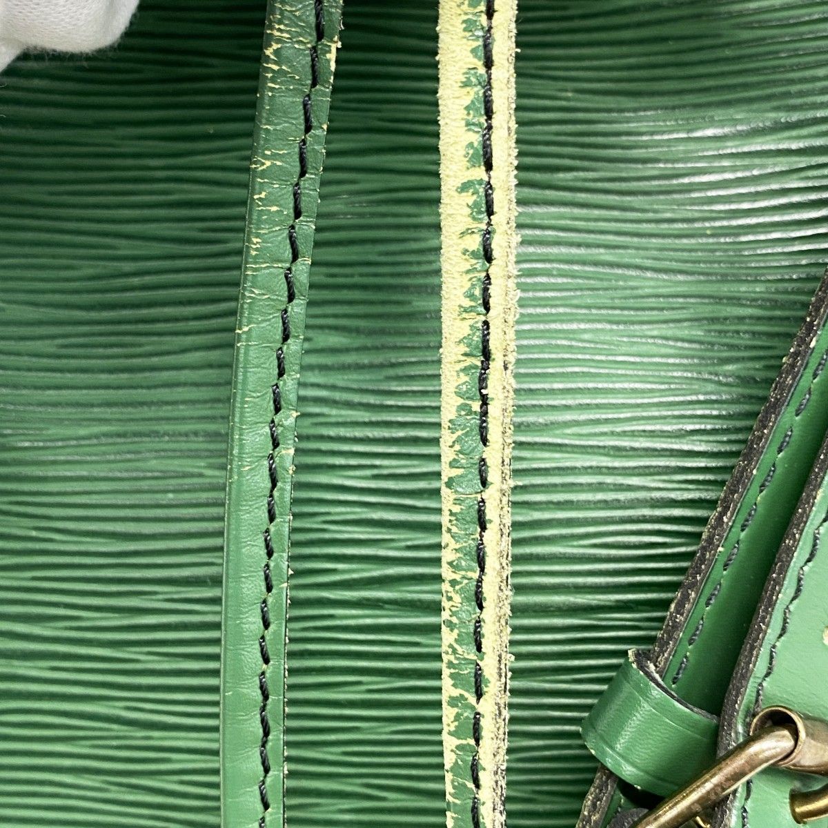 Louis Vuitton Shoulder Bag Epi Noe Borneo Green — view 9