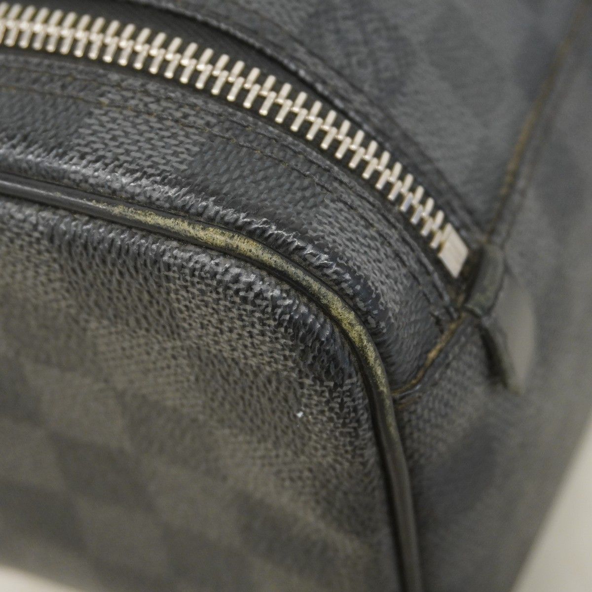 Louis Vuitton Pouch Damier Graphite Toilette Black Gray — view 6