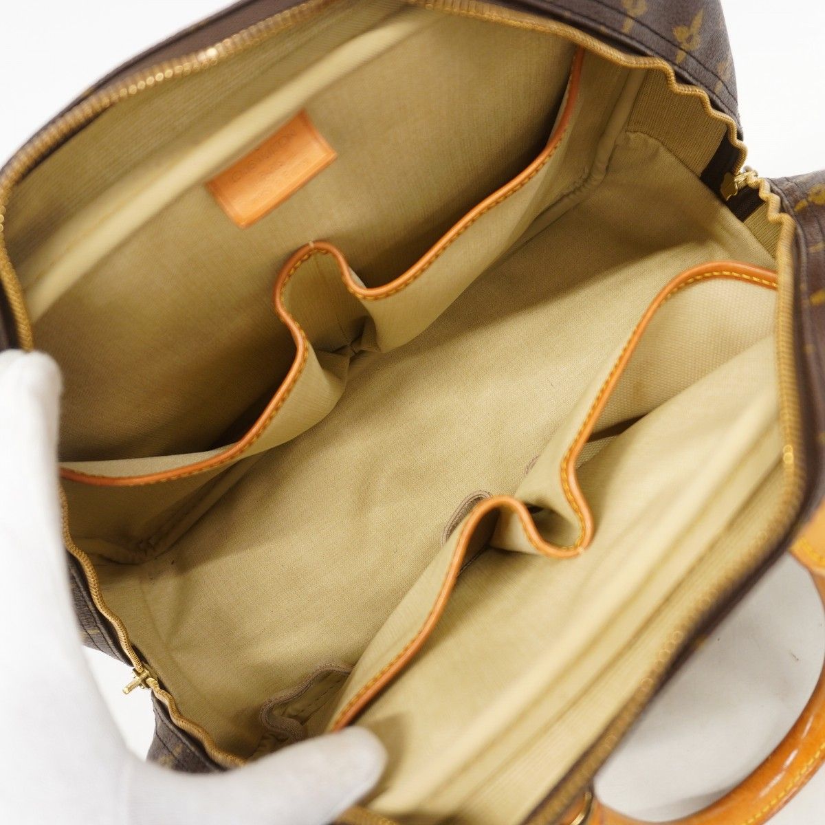 Louis Vuitton Handbag Monogram Deauville Brown — view 4