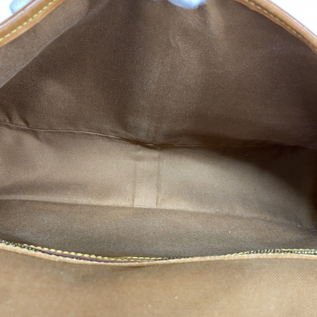 Louis Vuitton Shoulder Bag Monogram Givesiere GM Brown — view 4