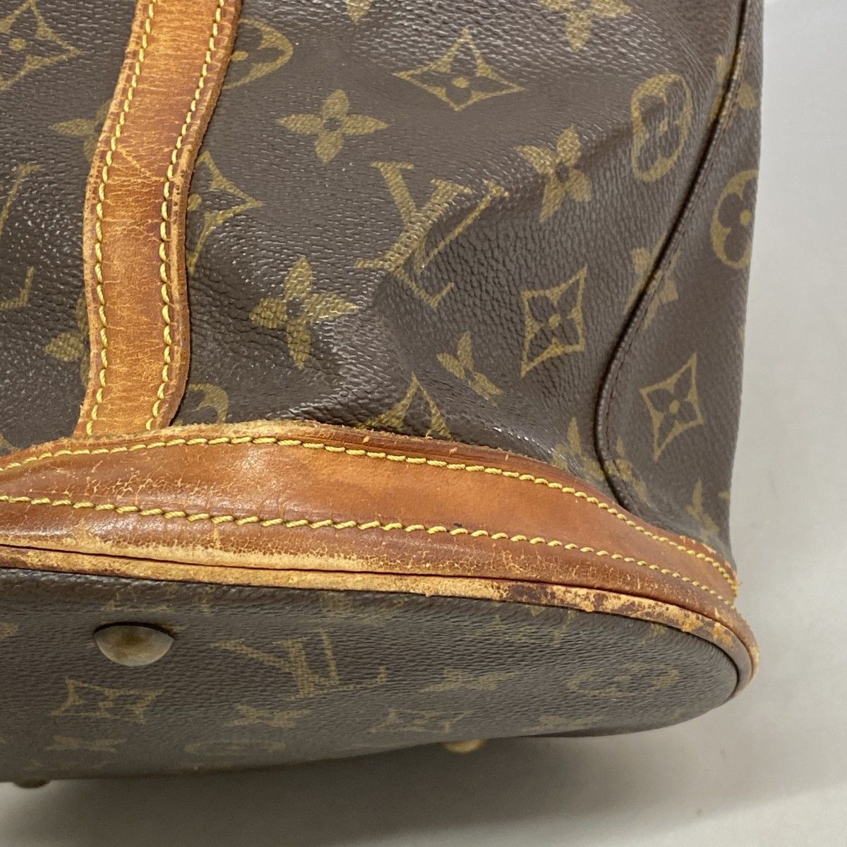 Louis Vuitton Tote Monogram Bucket GM Brown — view 6
