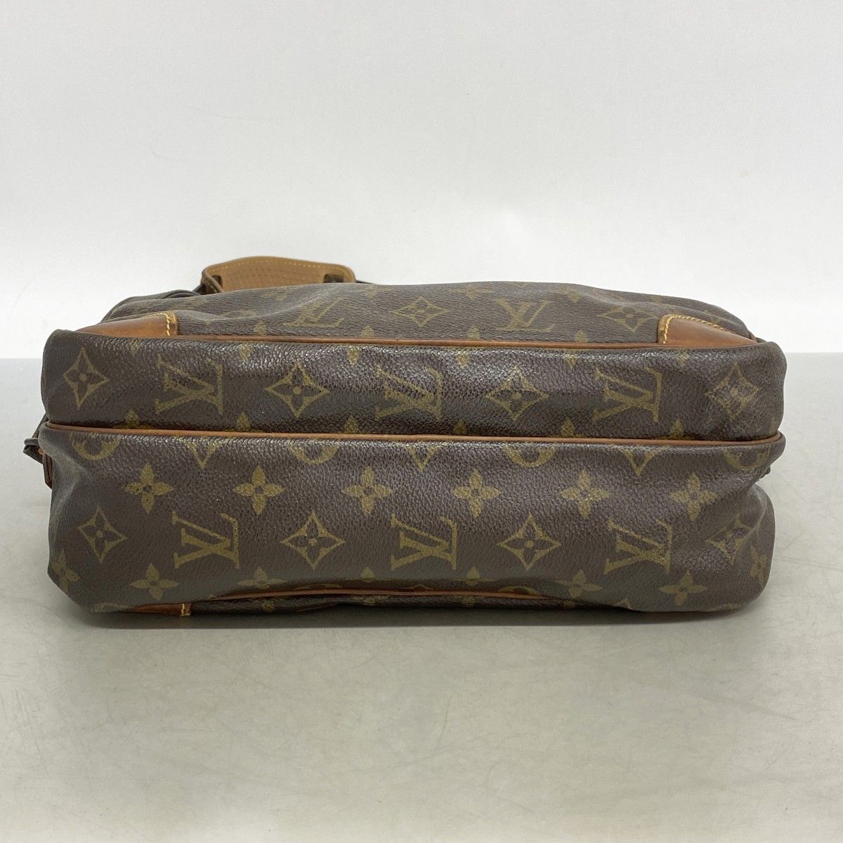 Louis Vuitton Shoulder Bag Monogram Nile Brown — view 3