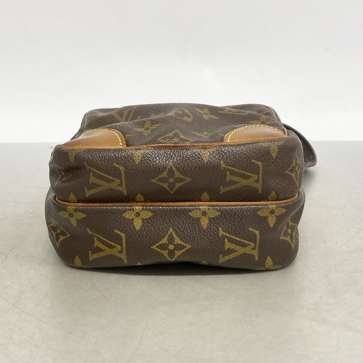Louis Vuitton Shoulder Bag Monogram Amazon Brown — view 3