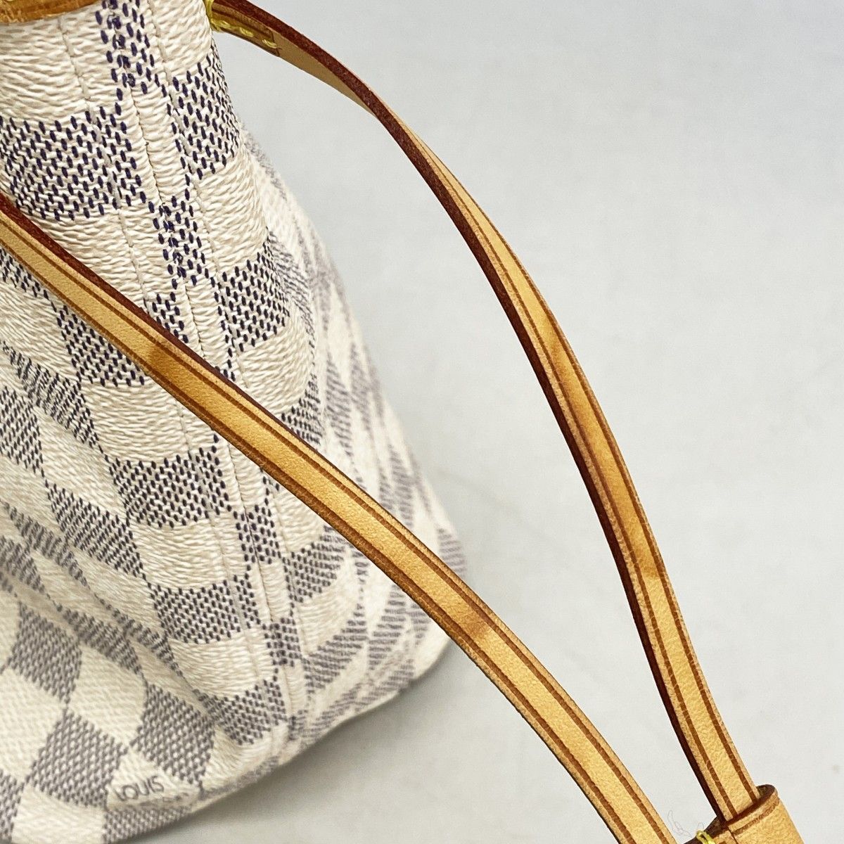 Louis Vuitton Tote Damier Azur Neverfull PM White — view 8