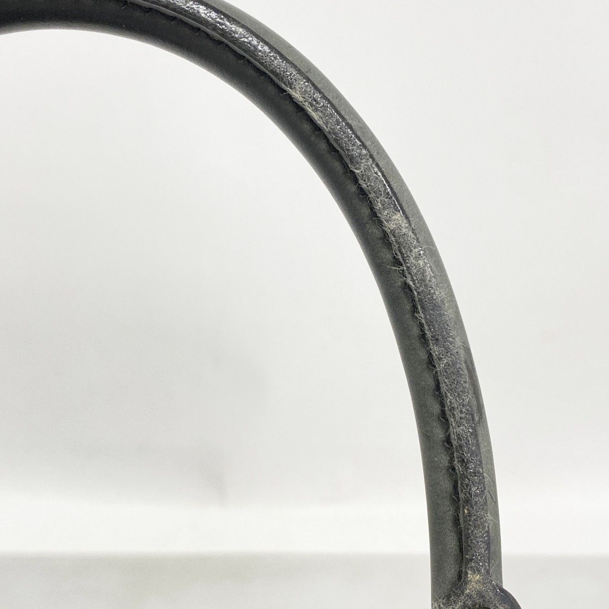 Louis Vuitton Handbag Epi Passy PM Noir — view 7
