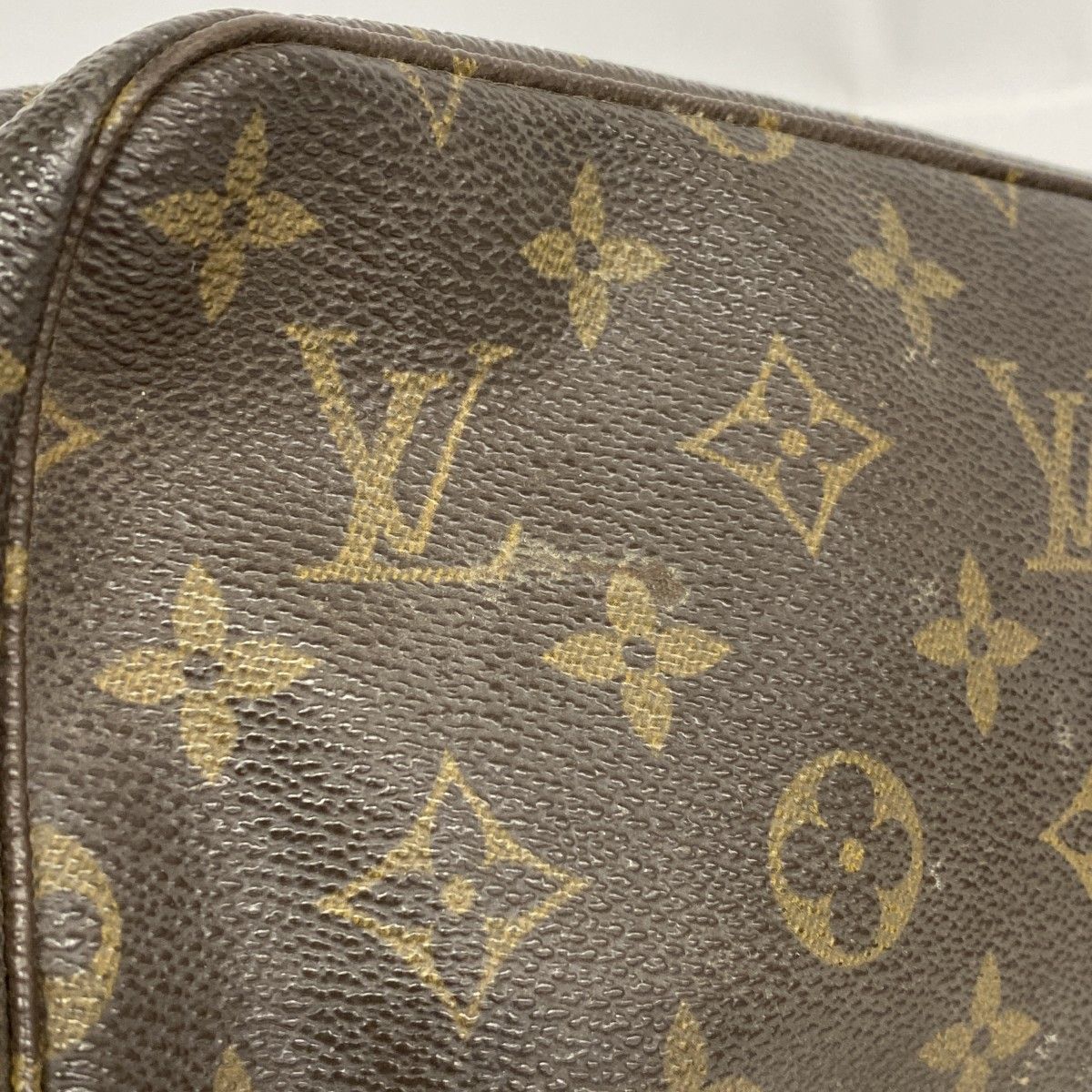 Louis Vuitton Pouch Monogram Trousse Toilet 23 Brown — view 8
