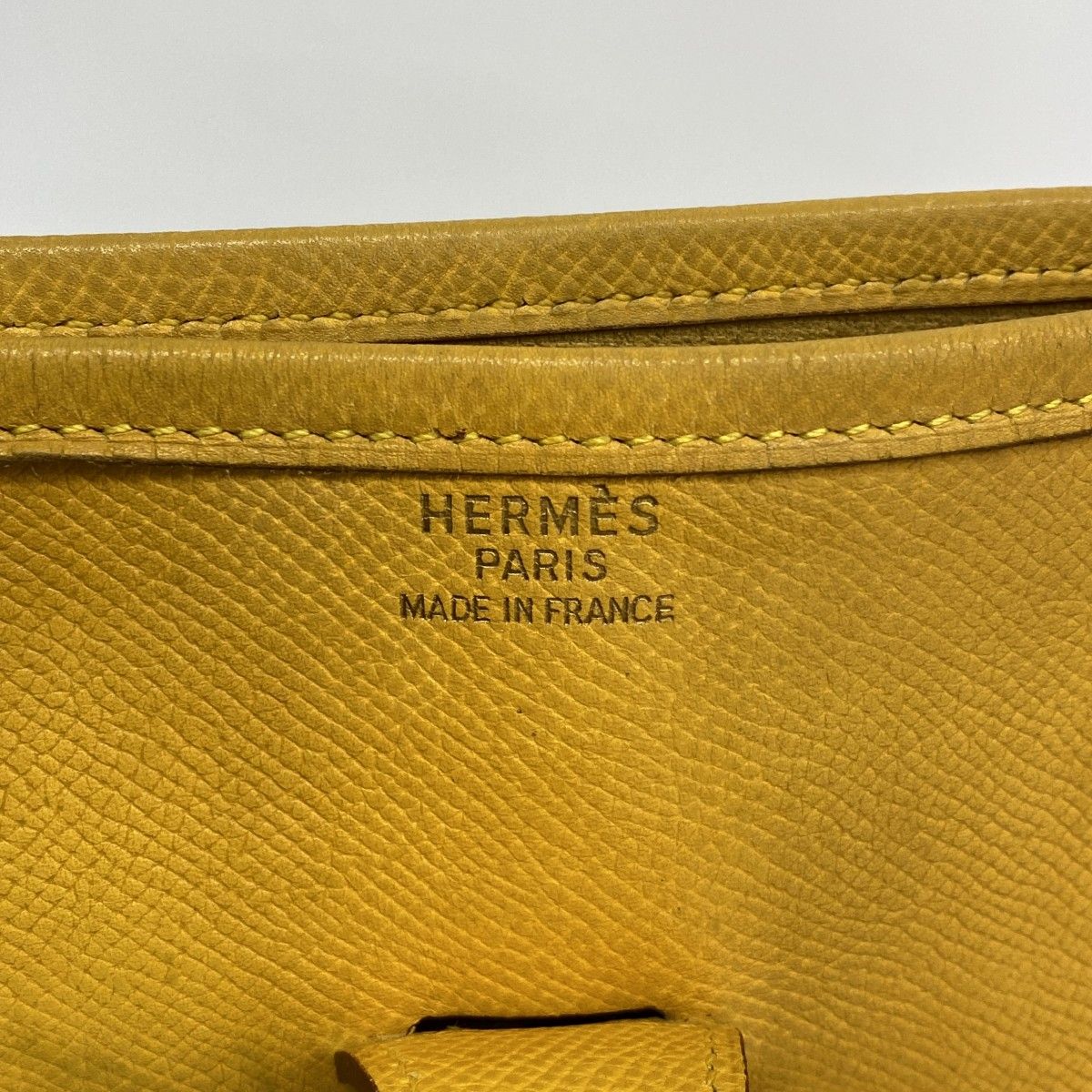 Hermes Shoulder Bag Evelyne Courchevel Jaune Gold — view 5