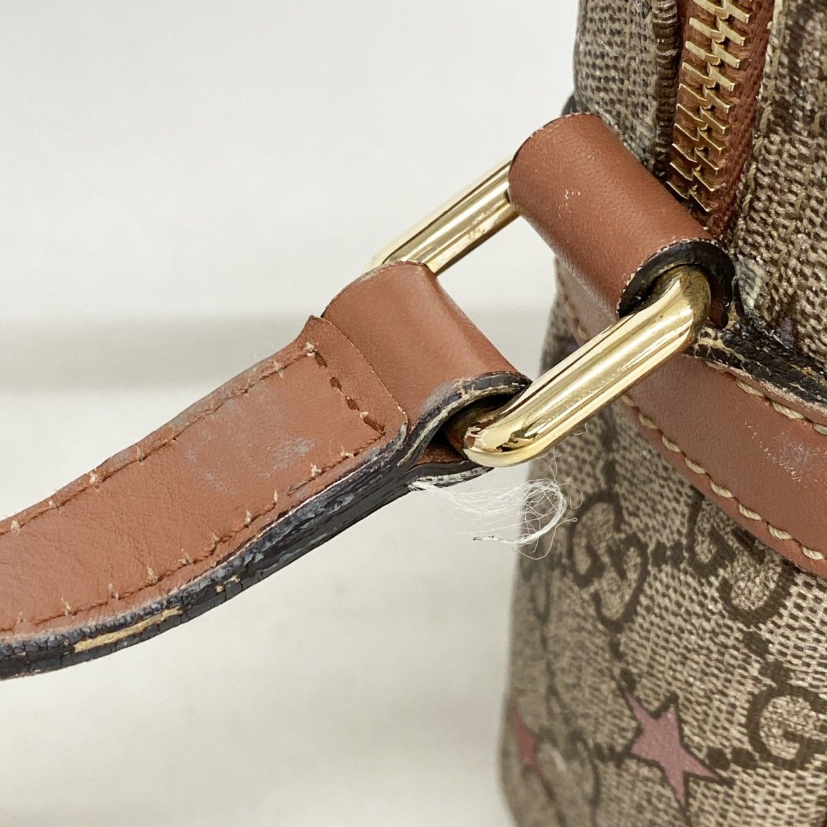 Gucci Shoulder Bag GG Supreme Brown Pink Champagne Gold — view 9