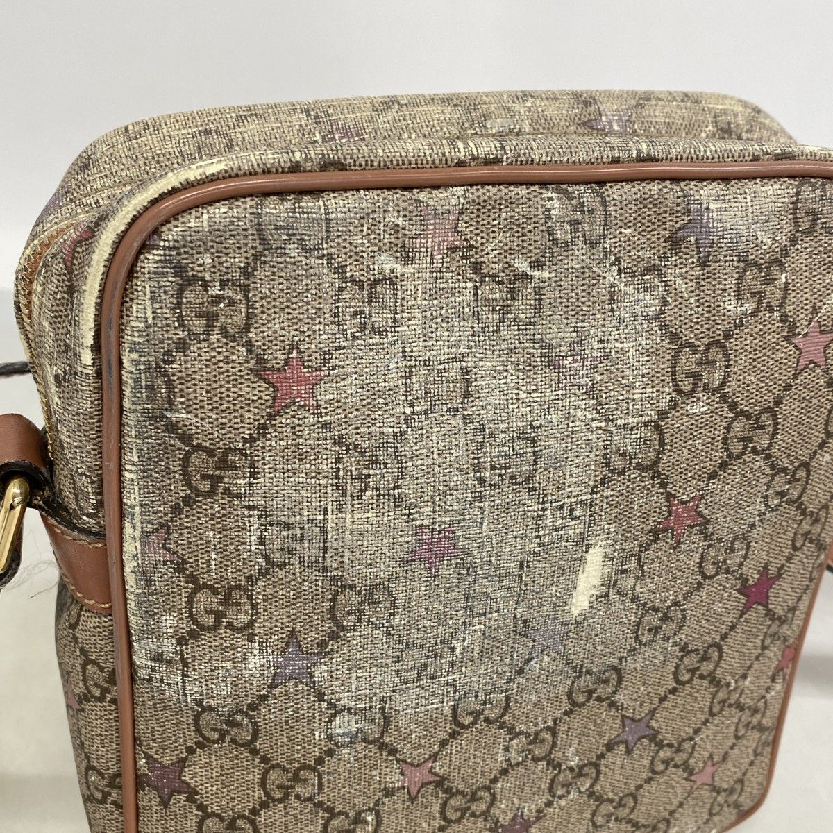 Gucci Shoulder Bag GG Supreme Brown Pink Champagne Gold — view 6