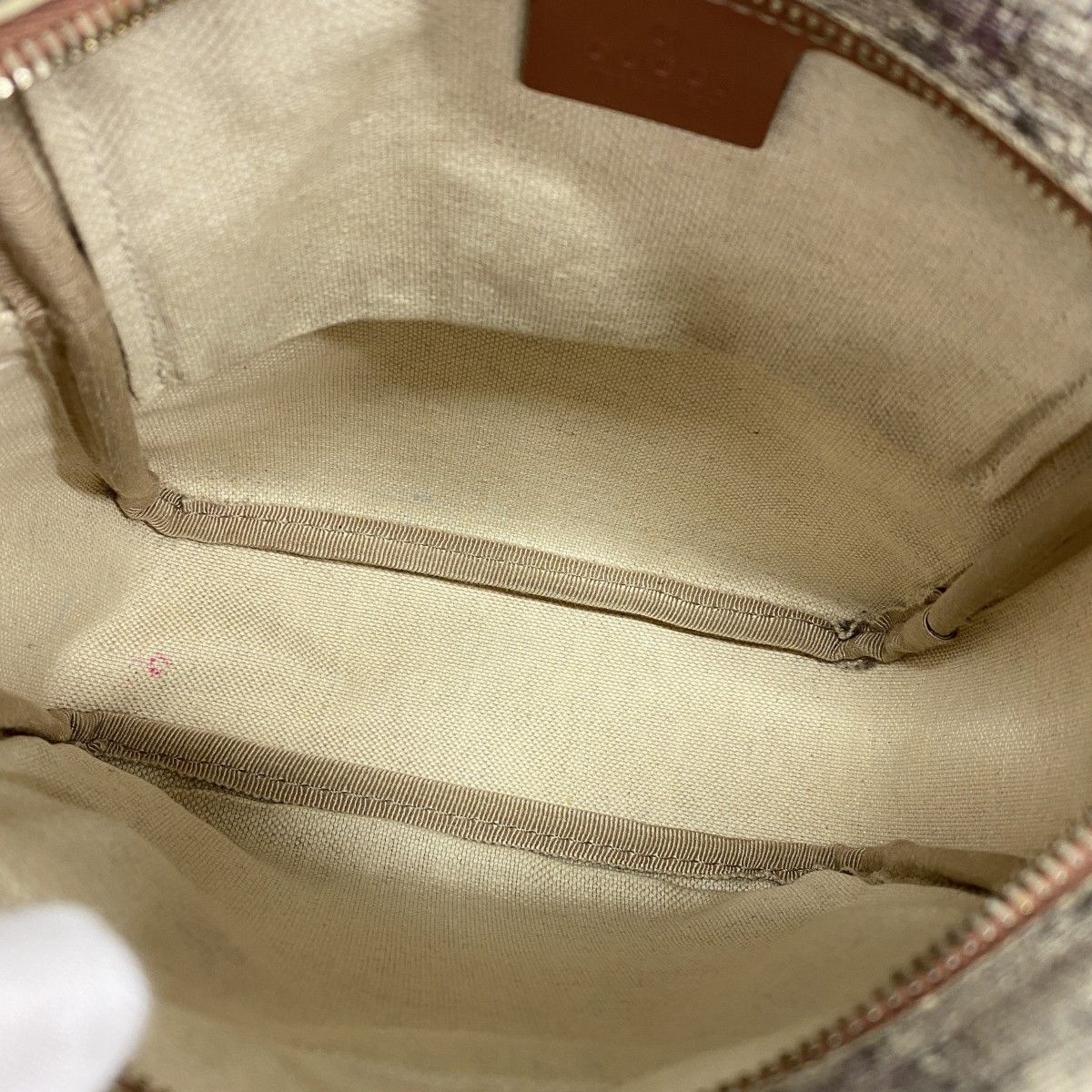 Gucci Shoulder Bag GG Supreme Brown Pink Champagne Gold — view 4