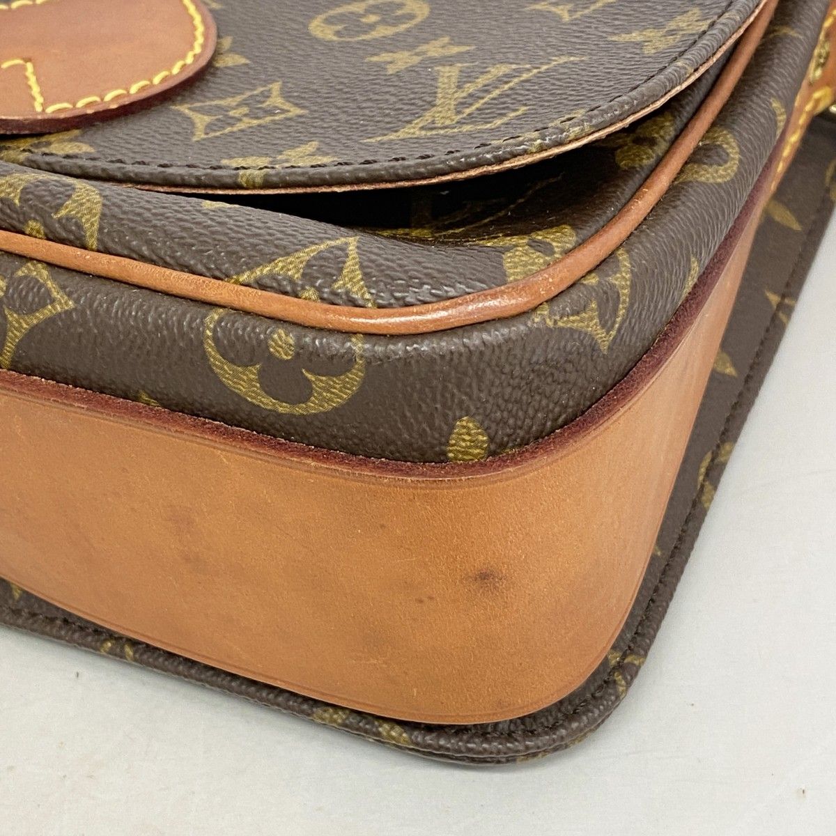 Louis Vuitton Shoulder Bag Monogram Cartouchiere MM Brown — view 6