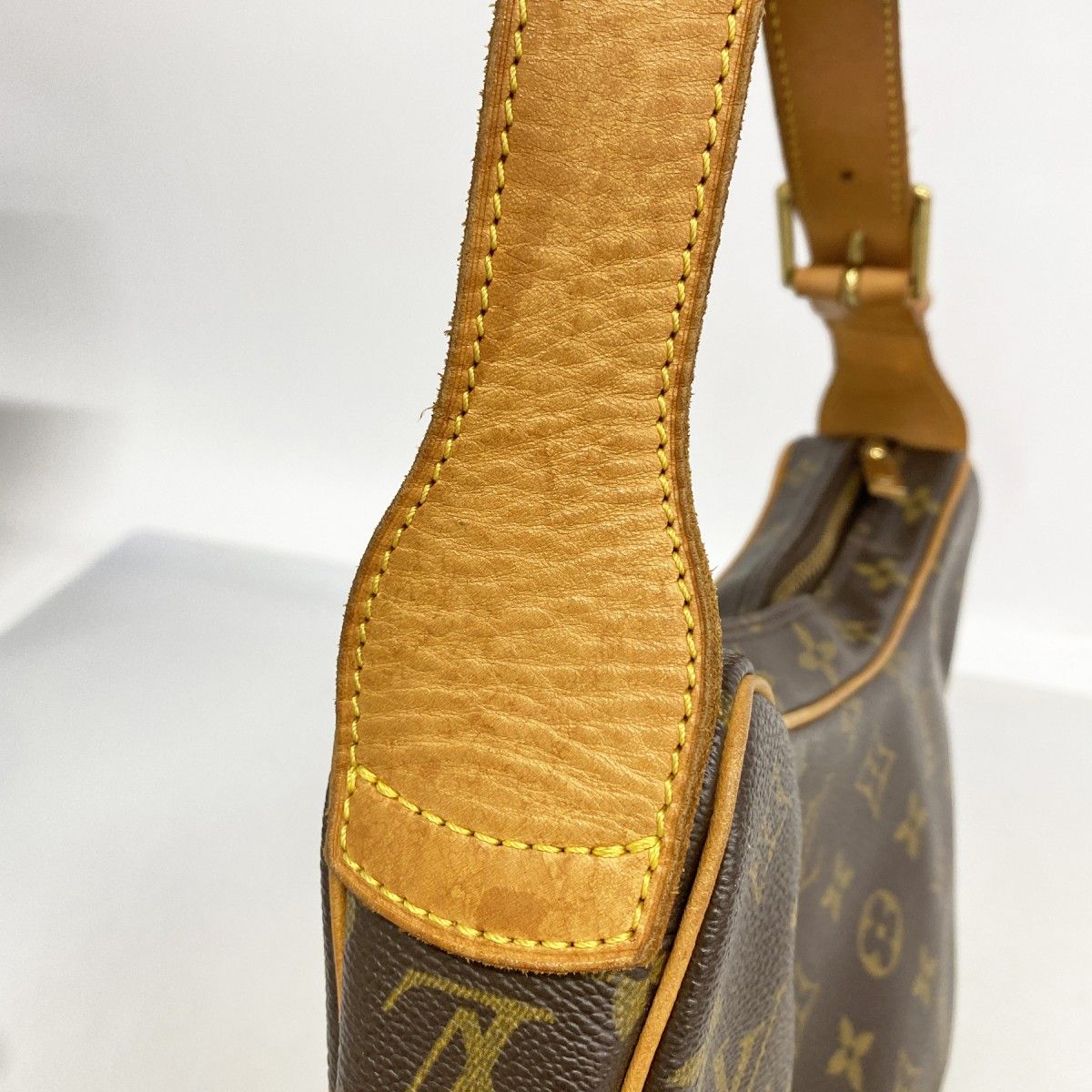 Louis Vuitton Shoulder Bag Monogram Croissant MM Brown — view 8