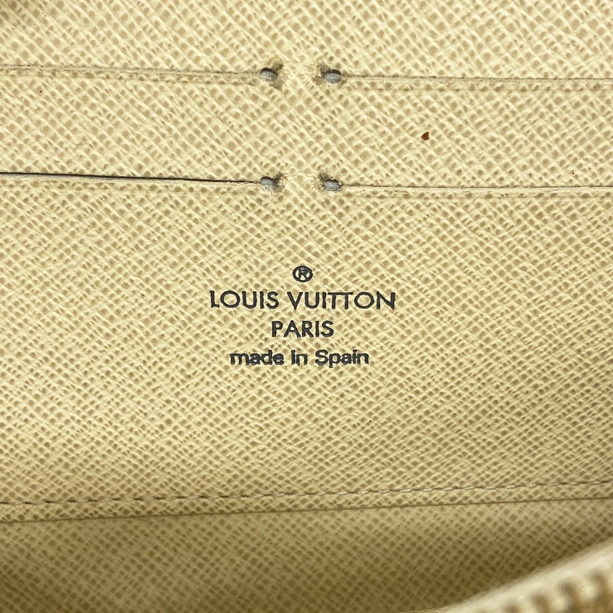 Louis Vuitton Wallet Damier Azur Zippy White — view 4