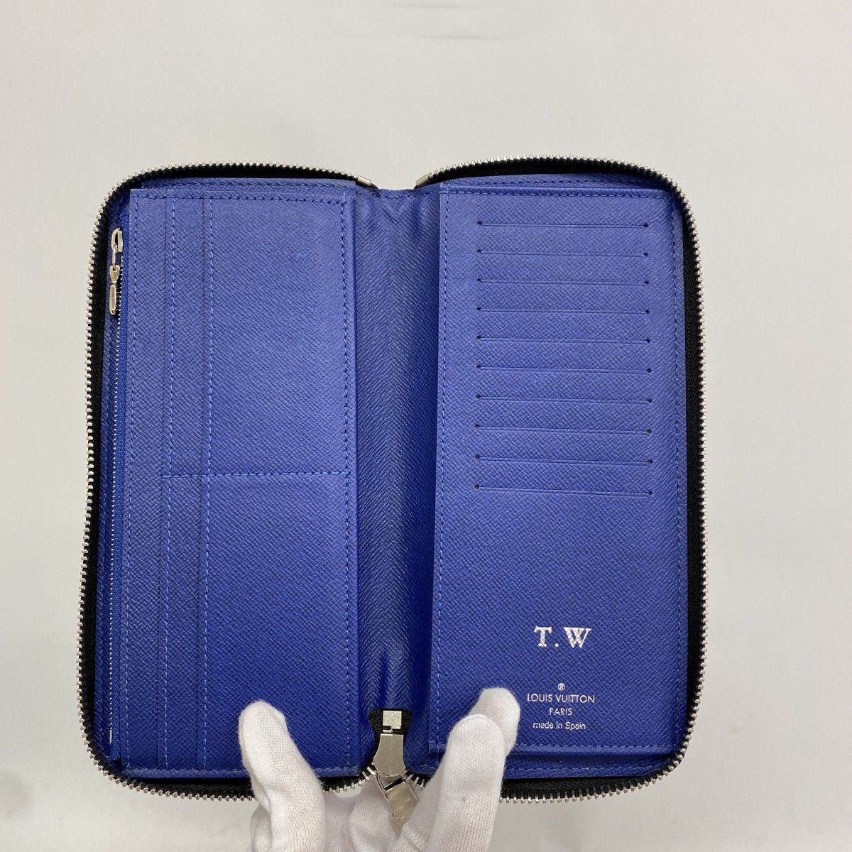 Louis Vuitton Wallet Taigarama Zippy Vertical Cobalt — view 3
