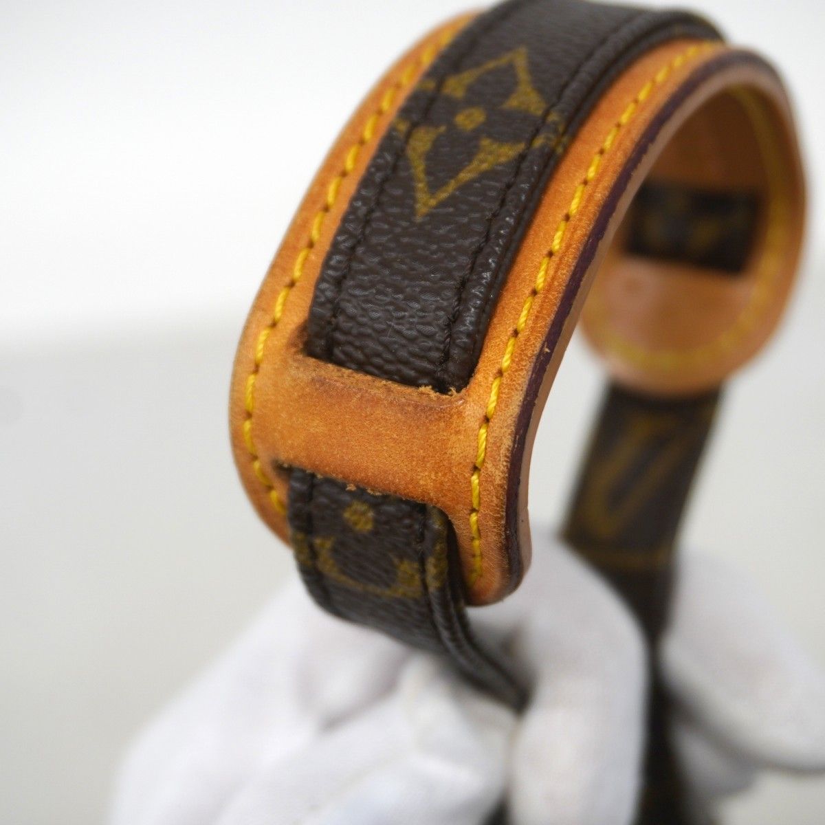 Louis Vuitton Shoulder Bag Monogram Amazon Brown — view 9