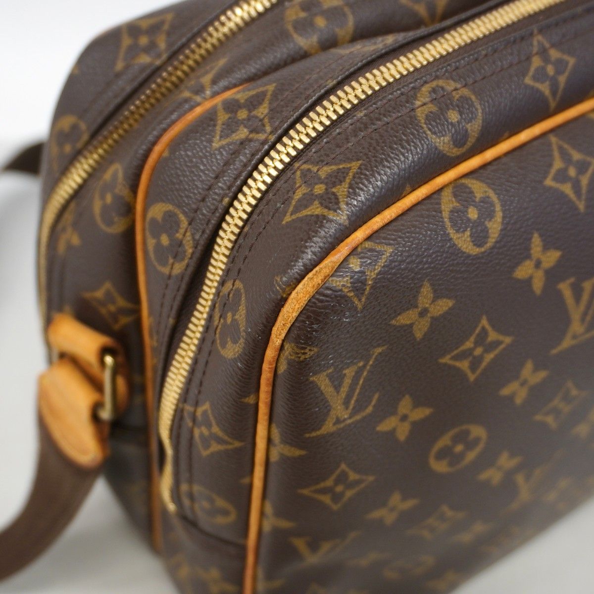 Louis Vuitton Shoulder Bag Monogram Reporter GM Brown — view 8