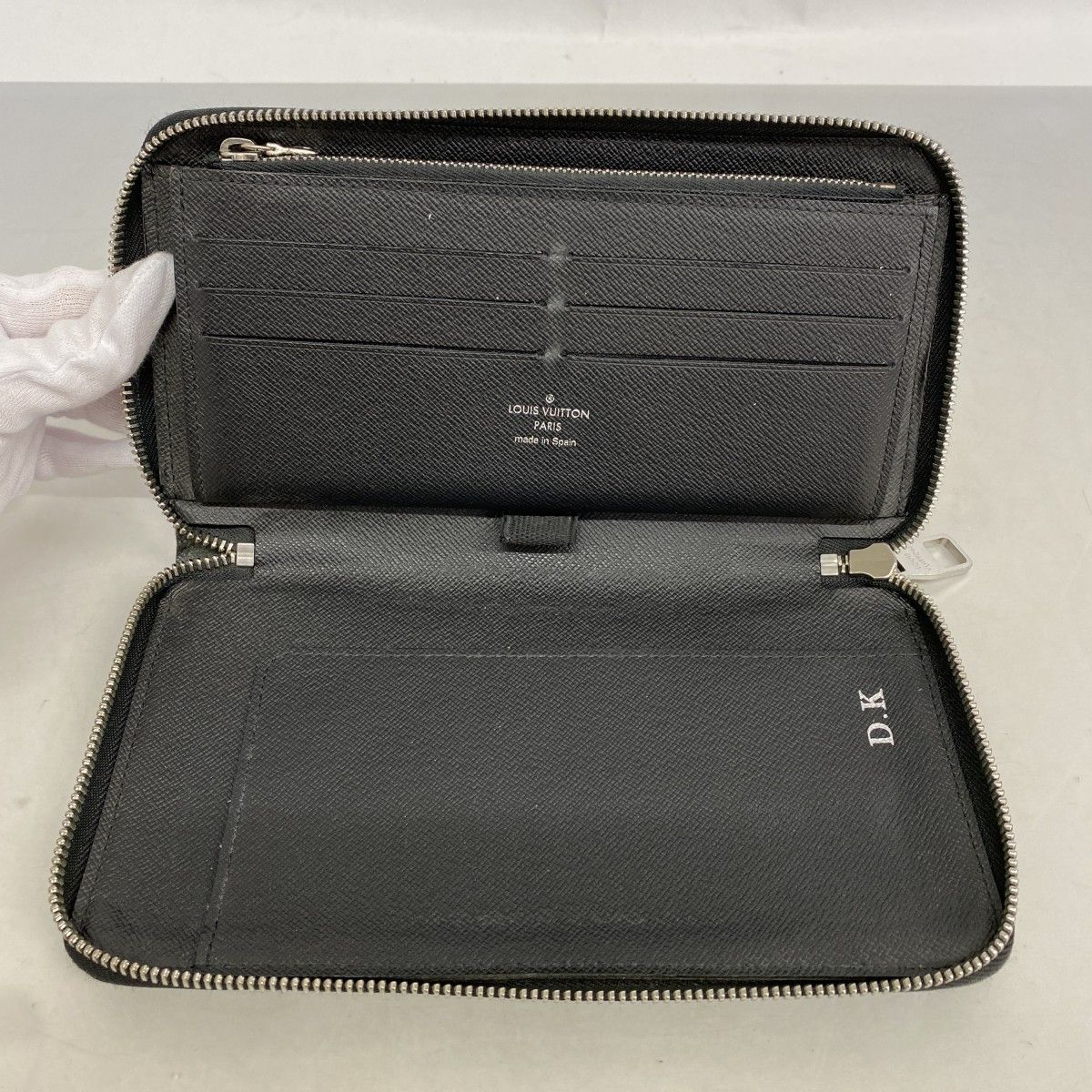 Louis Vuitton Wallet Epi Zippy Organizer Noir — view 3