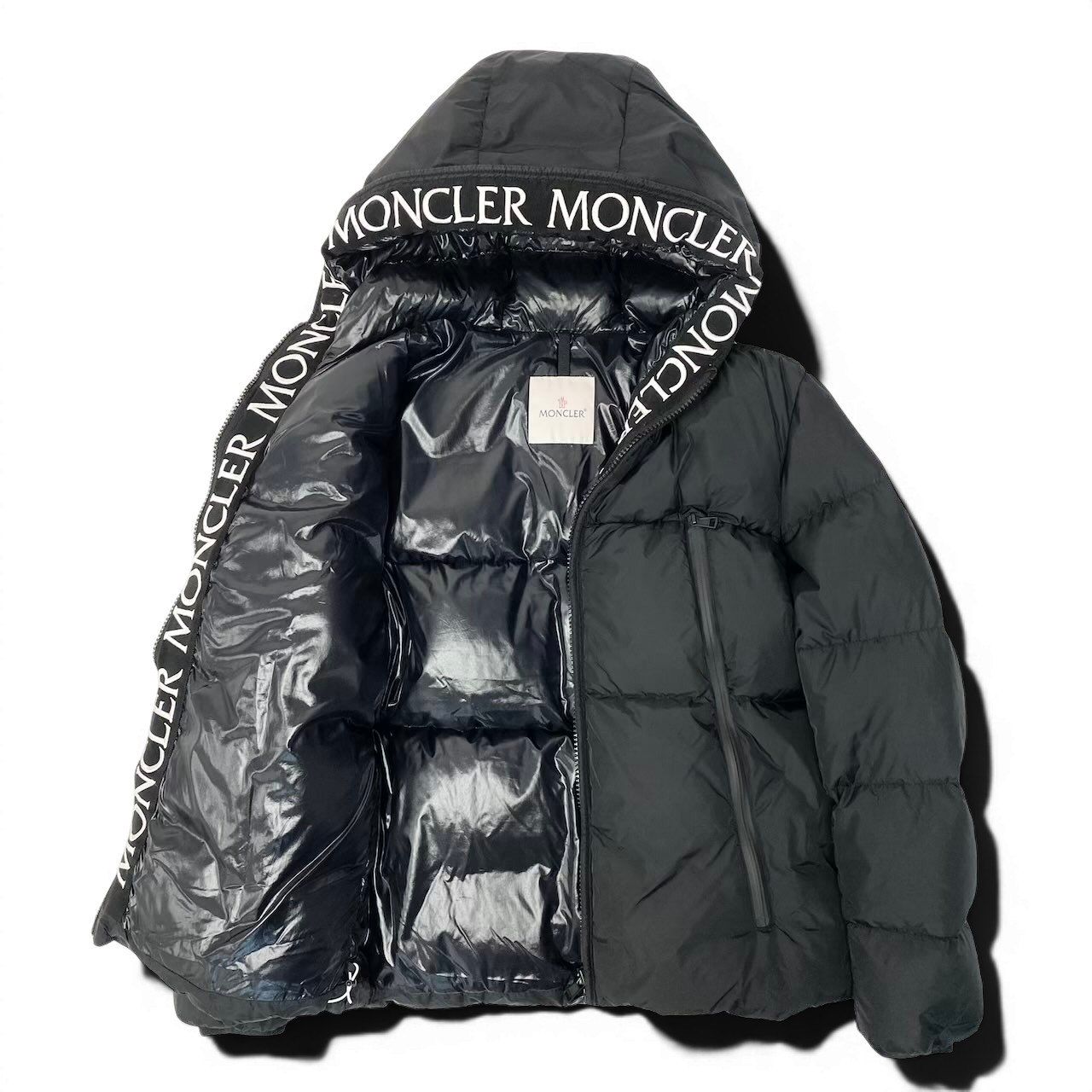 Moncler Montcla Down Jacket 2 Black Garment Case — view 4