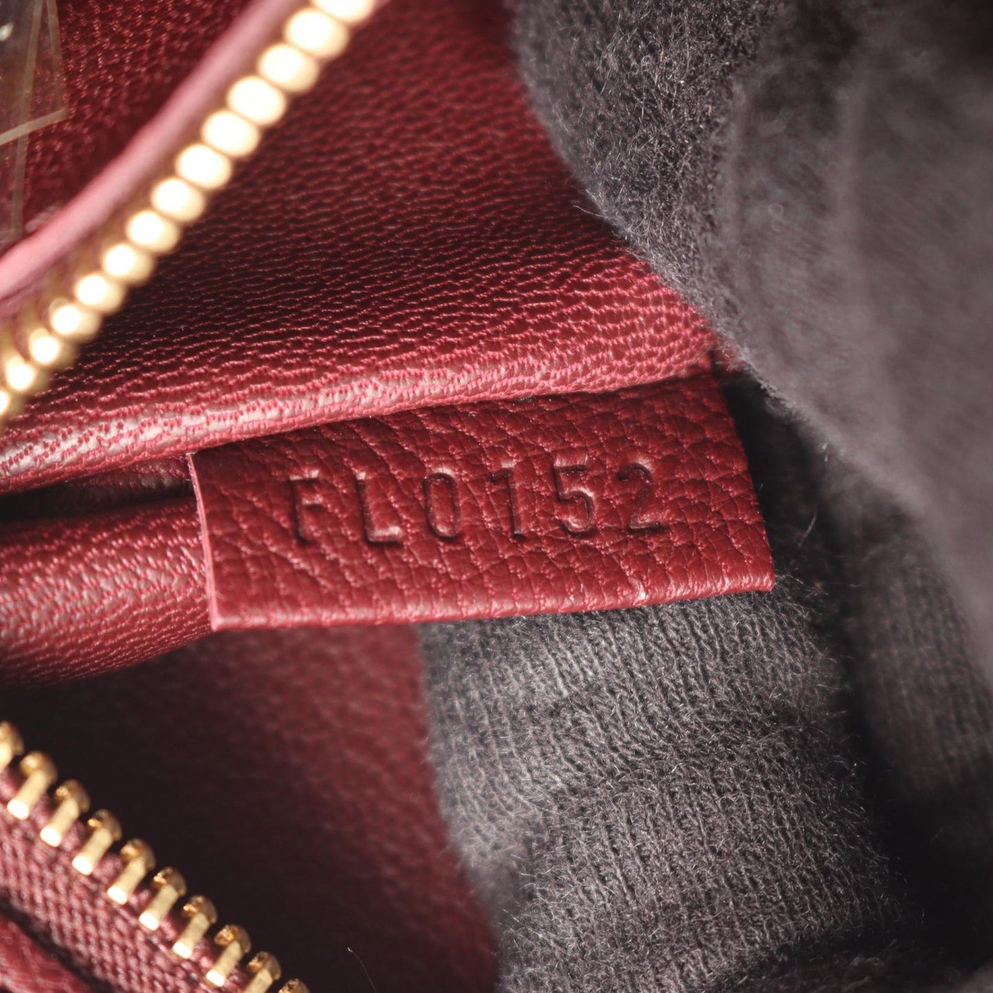 Louis Vuitton Handbag Lockit MM Canvas Leather — view 5